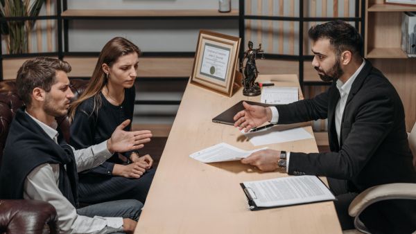 Auto-liability-insurance-for-legal-coverage-lawyers-driving-up-alberta-auto-insurance